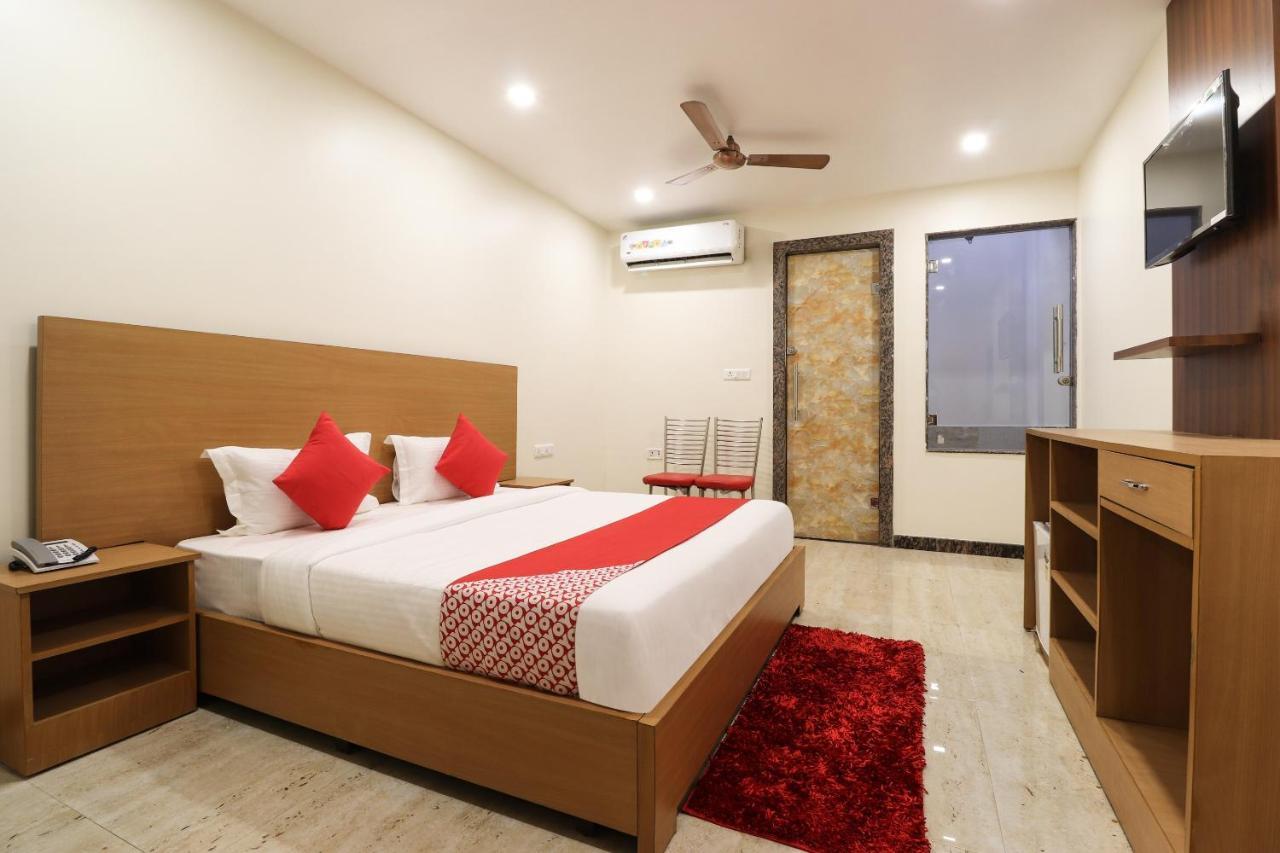 Hotel Oyo 61050 S S K Continental Juhi Bari Exterior foto